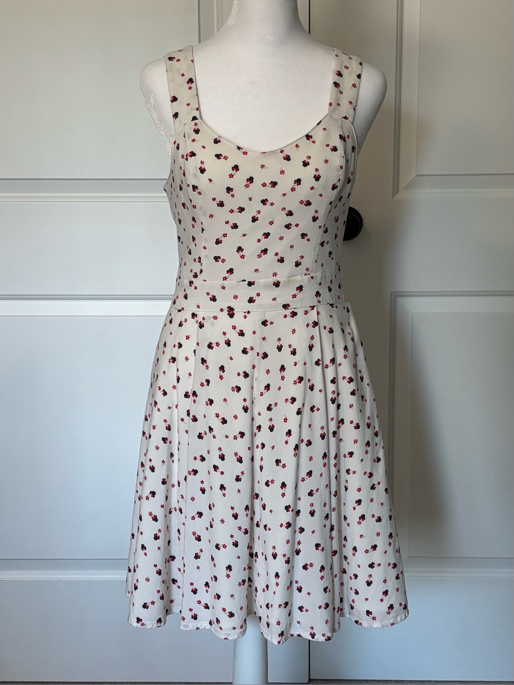Lauren Conrad Disney Minnie Mouse Dress - Picture 2 of 10